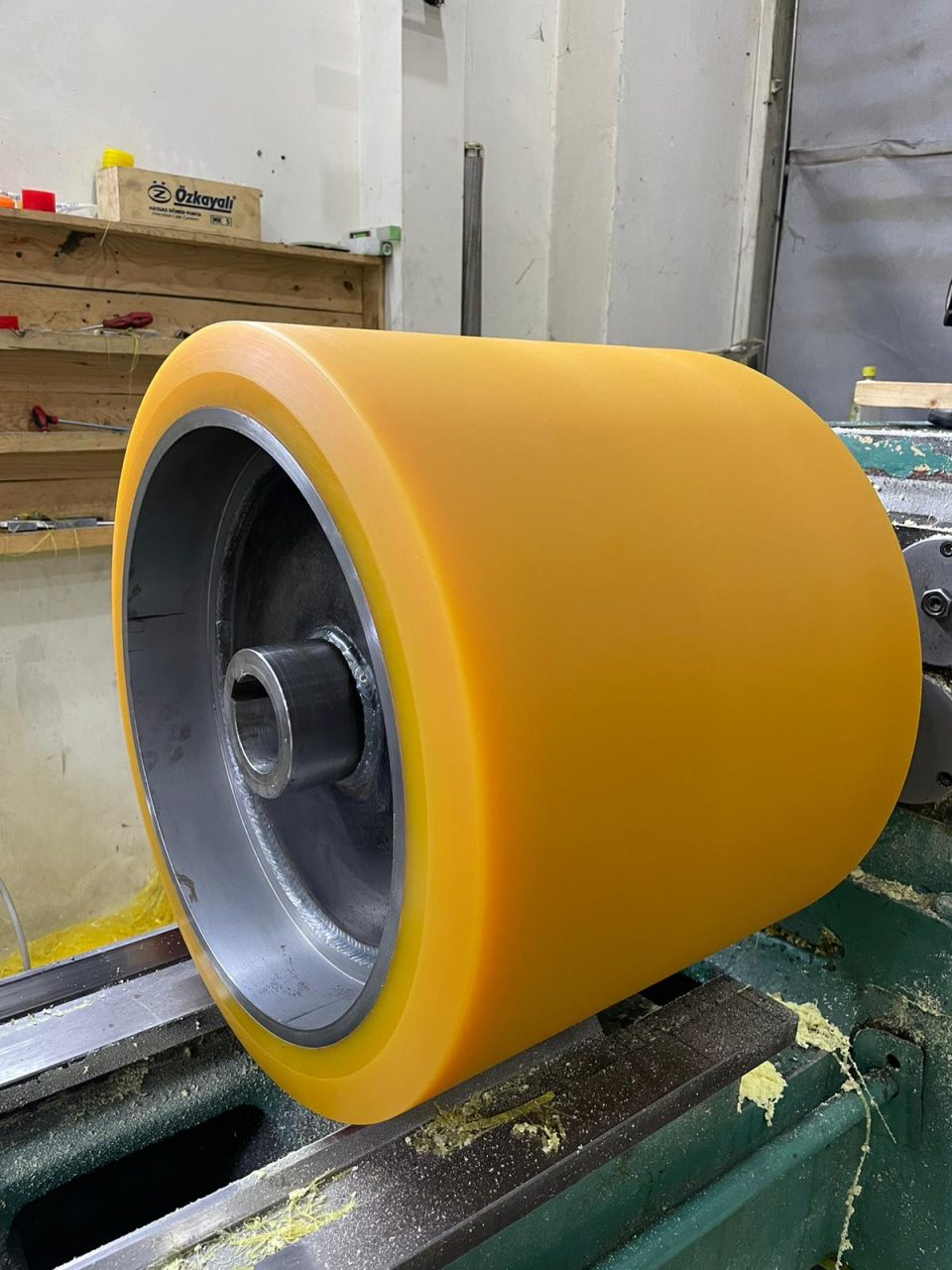 Ağır Yük Tekeri Kaplama